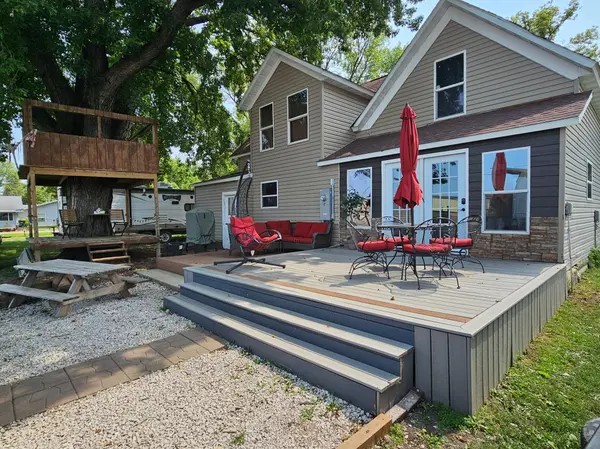107 2nd AVE E, Lamberton, MN 56152