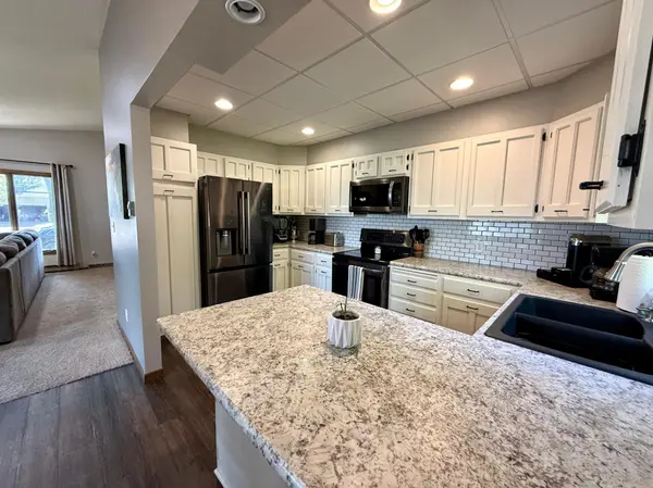 801 Sunrise BLVD, Redwood Falls, MN 56283