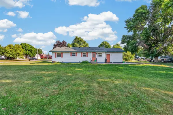 515 SW 9th ST SW, Braham, MN 55006