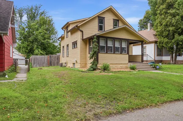 2619 James AVE N, Minneapolis, MN 55411