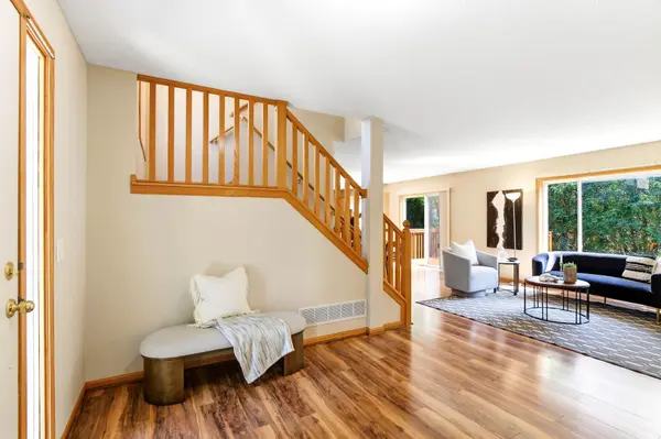 1676 Philipp WAY, Shakopee, MN 55379
