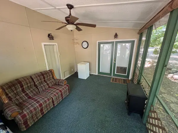 L1-84 and L1-85 London Town, Aitkin, MN 56431