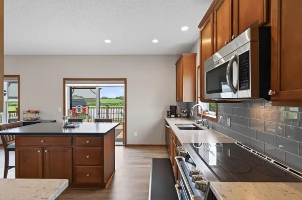 105 6th ST SW, Delano, MN 55328