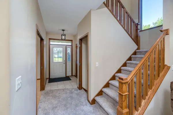113 Oak Marsh DR, Mankato, MN 56001
