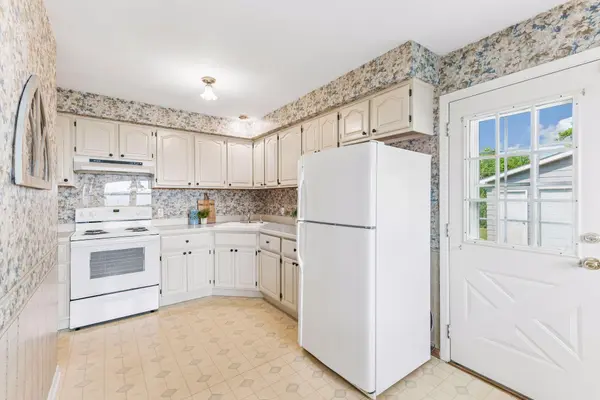 1225 Hall AVE, West Saint Paul, MN 55118
