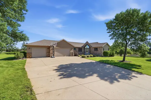 126 57th AVE NE, Willmar, MN 56201