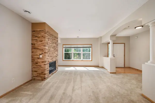 111310 Village RD, Chaska, MN 55318