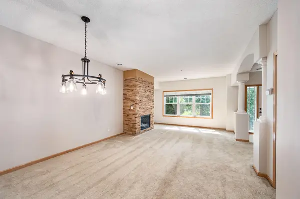 111310 Village RD, Chaska, MN 55318