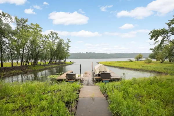 19 Point RD, Bayport, MN 55003