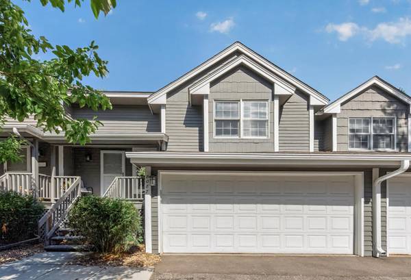 8087 Curtis LN, Eden Prairie, MN 55347