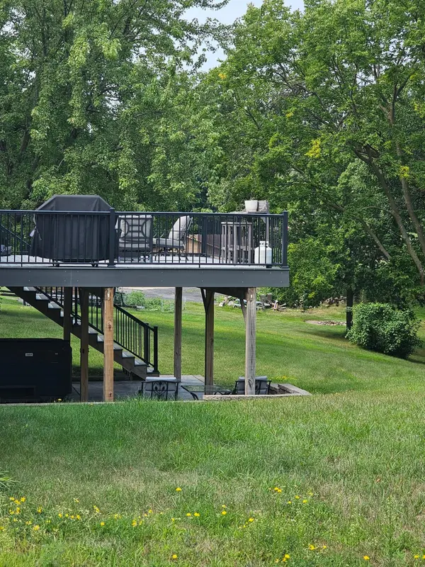 19573 Florence CIR, Richmond, MN 56368