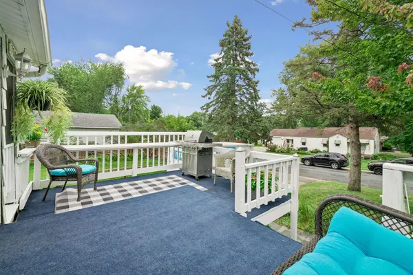 7706 Erie AVE, Chanhassen, MN 55317