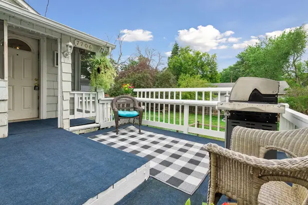 7706 Erie AVE, Chanhassen, MN 55317