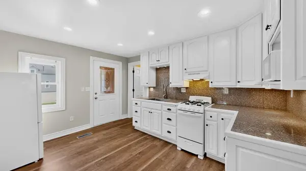 537 3rd AVE NW, Rochester, MN 55901