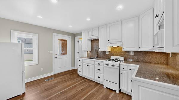 537 3rd AVE NW, Rochester, MN 55901