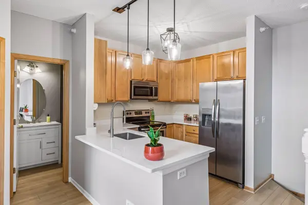 17679 Hackberry CT, Eden Prairie, MN 55347
