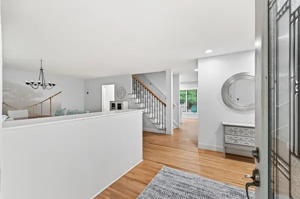 12515 Sunset TRL N, Plymouth, MN 55441