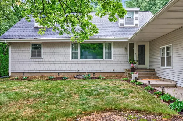 12515 Sunset TRL N, Plymouth, MN 55441