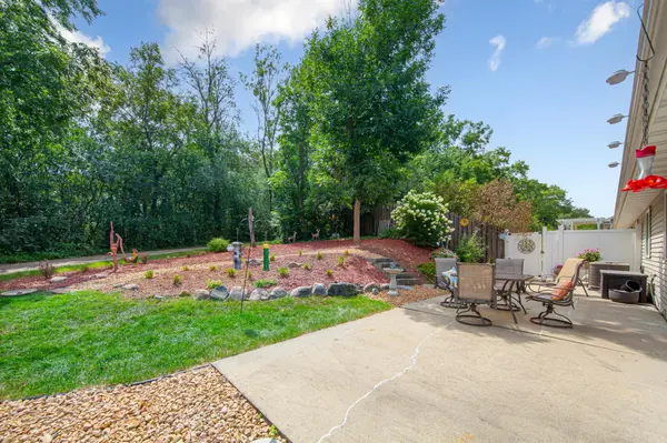 1715 Crystal LN, Faribault, MN 55021