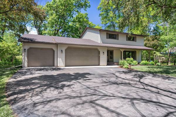 1680 Woodlawn AVE, Owatonna, MN 55060