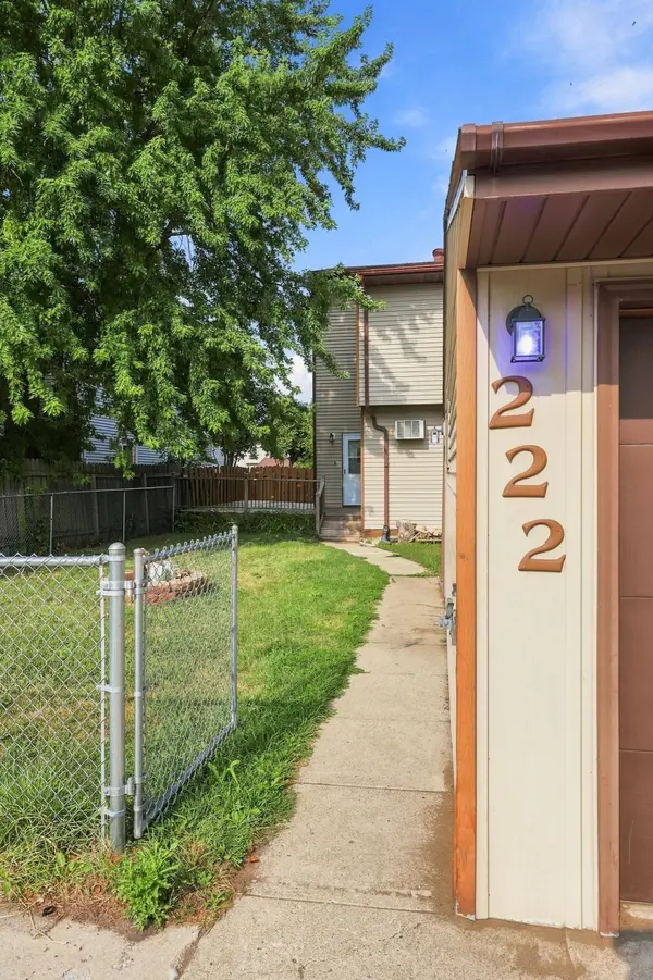 222 19th ST E, West Fargo, ND 58078