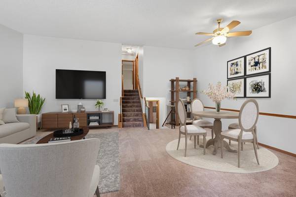 8564 134th ST W, Apple Valley, MN 55124