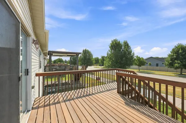 4326 39 1/2 AVE S, Fargo, ND 58104