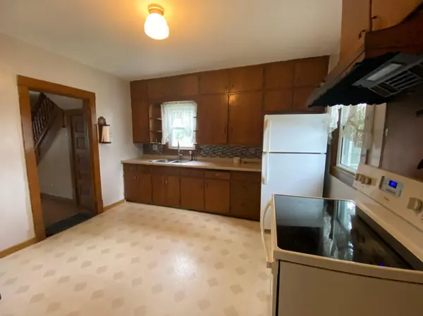 1224 Frank Hall DR, Albert Lea, MN 56007