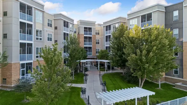 7070 153rd ST W #407, Apple Valley, MN 55124
