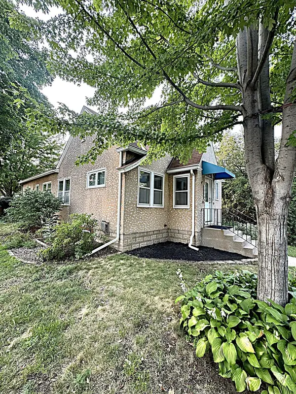 3852 Standish AVE, Minneapolis, MN 55407
