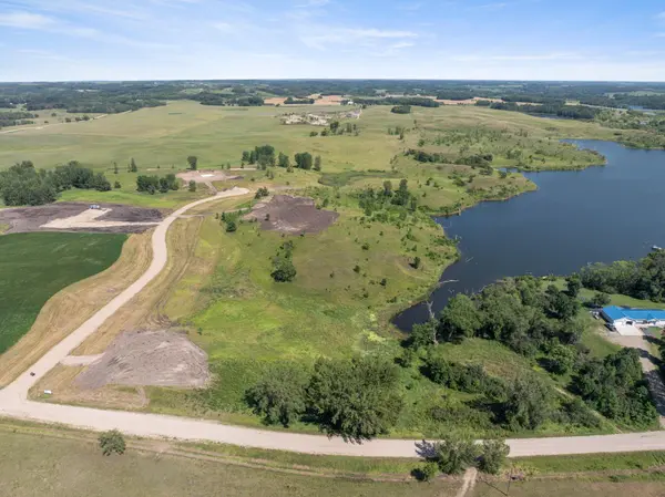 26085 154 AVE S, Barnesville, MN 56514