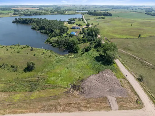 26029 154 AVE S, Barnesville, MN 56514