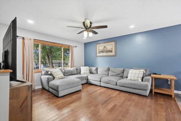 205 W Elm ST, Roberts, WI 54023