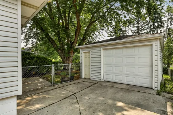1706 34th ST NW, Rochester, MN 55901