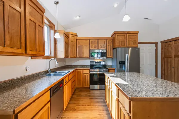 206 W Cemetery RD, River Falls, WI 54022
