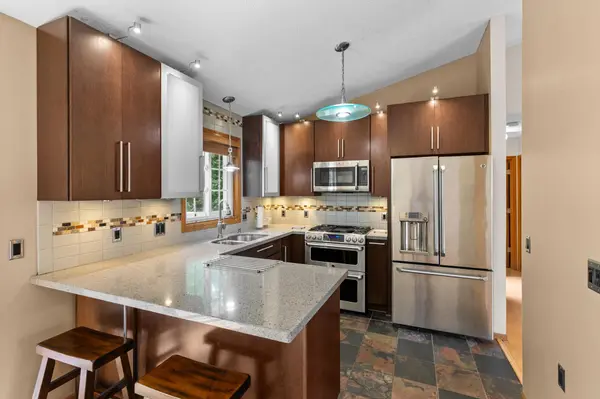 3111 Joyce CT, Eagan, MN 55121