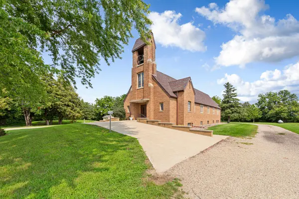 31184 W Wilton River RD, Waseca, MN 56093