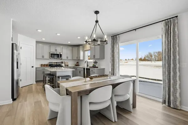 437 James Pkwy, Elko New Market, MN 55054