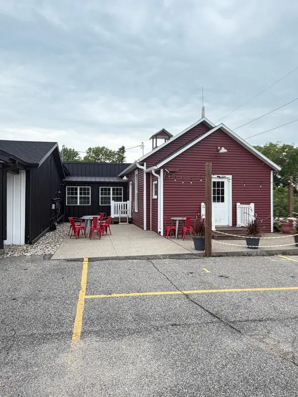 410 State Highway 60 W, Elysian, MN 56028