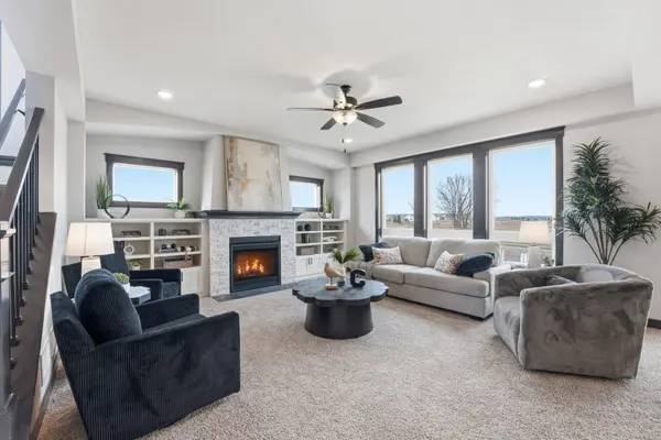 19796 Hamburg AVE, Lakeville, MN 55044