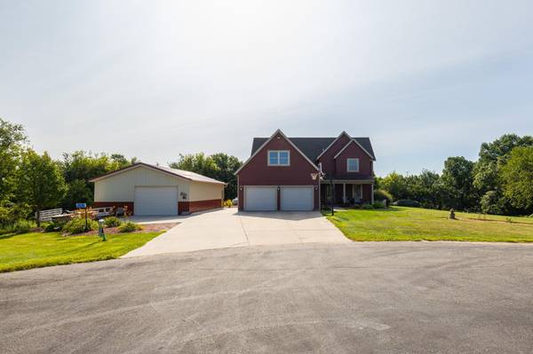 W15852 Sun Meadow LN, Blair, WI 54616