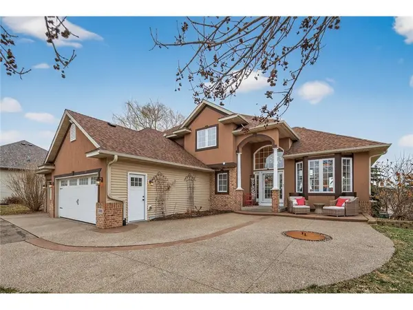 3308 Wild Horse PASS NW, Prior Lake, MN 55372