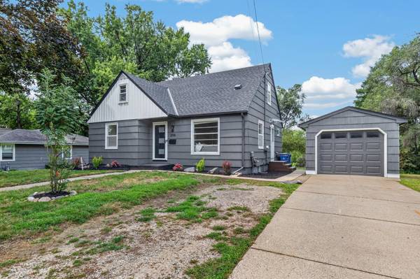 2516 Westview TER, Minnetonka, MN 55305
