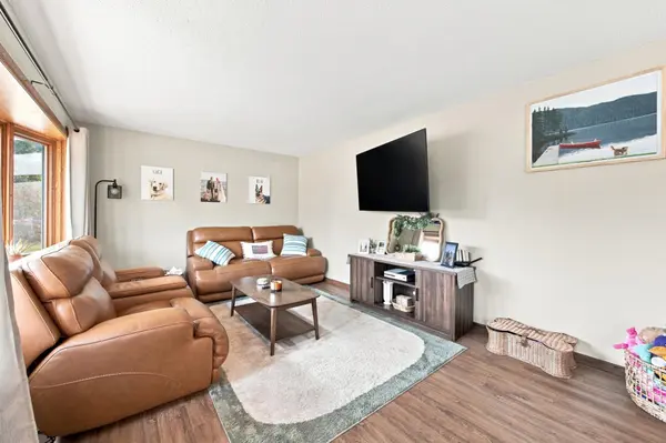 207 7th AVE E, West Fargo, ND 58078
