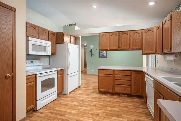 310 Haralson LN, La Crescent, MN 55947