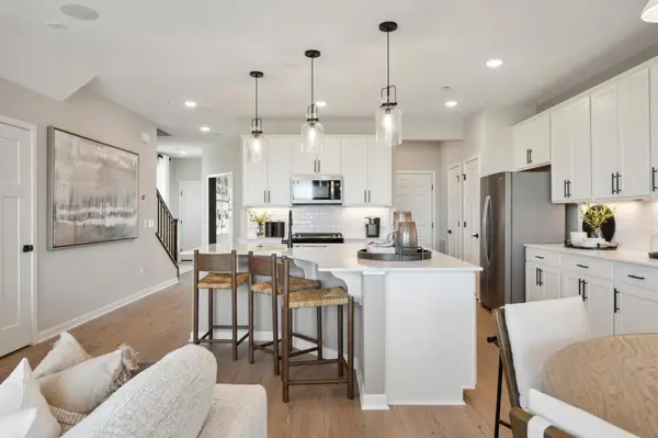 10382 Ithaca LN N, Maple Grove, MN 55369