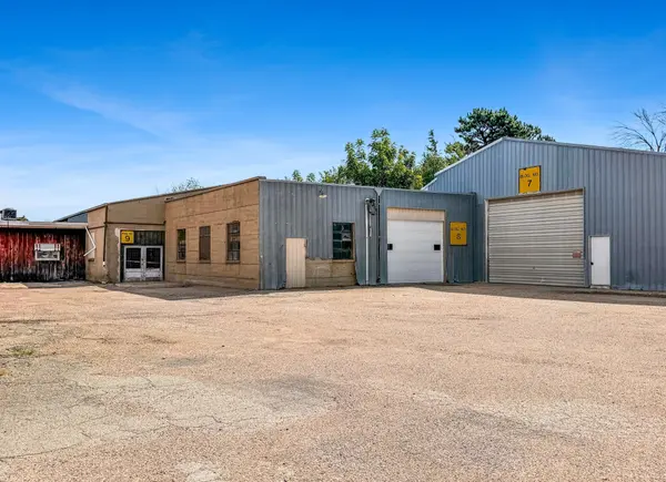 849 10th ST, Worthington, MN 56187