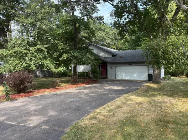 6584 Mary ST, Baxter, MN 56425