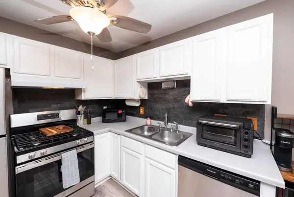 557 Kendall DR, Hastings, MN 55033