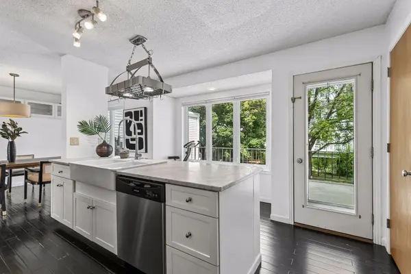 925 Dartmouth SE, Minneapolis, MN 55414